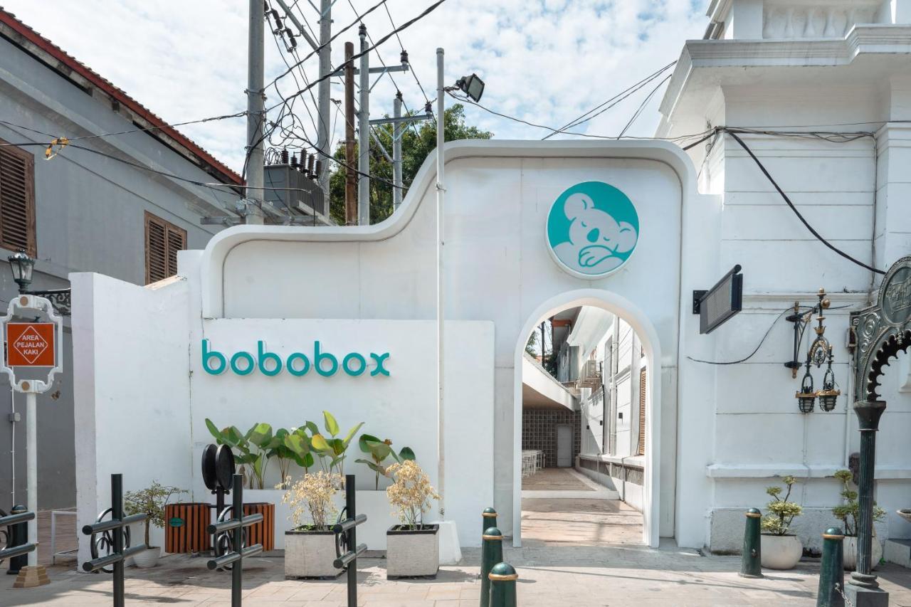 Bobobox Kota Lama Hostel Semarang Bagian luar foto